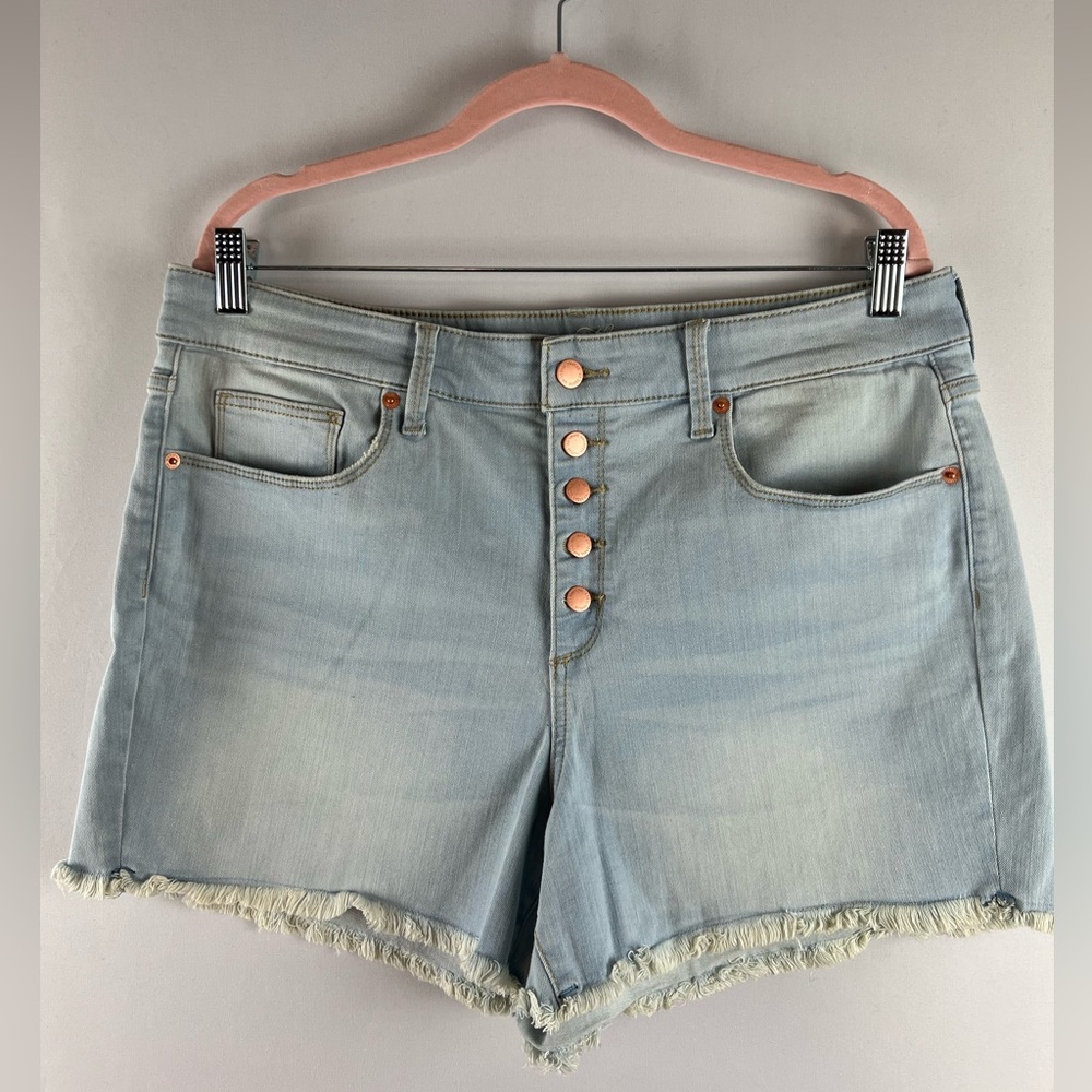 Universal Thread ☀️16/33 high rise midi short